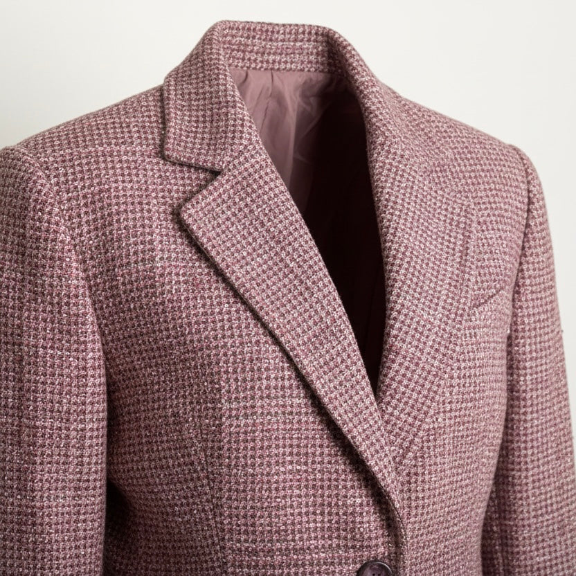 Dusty rose tweed blazer lapel detail