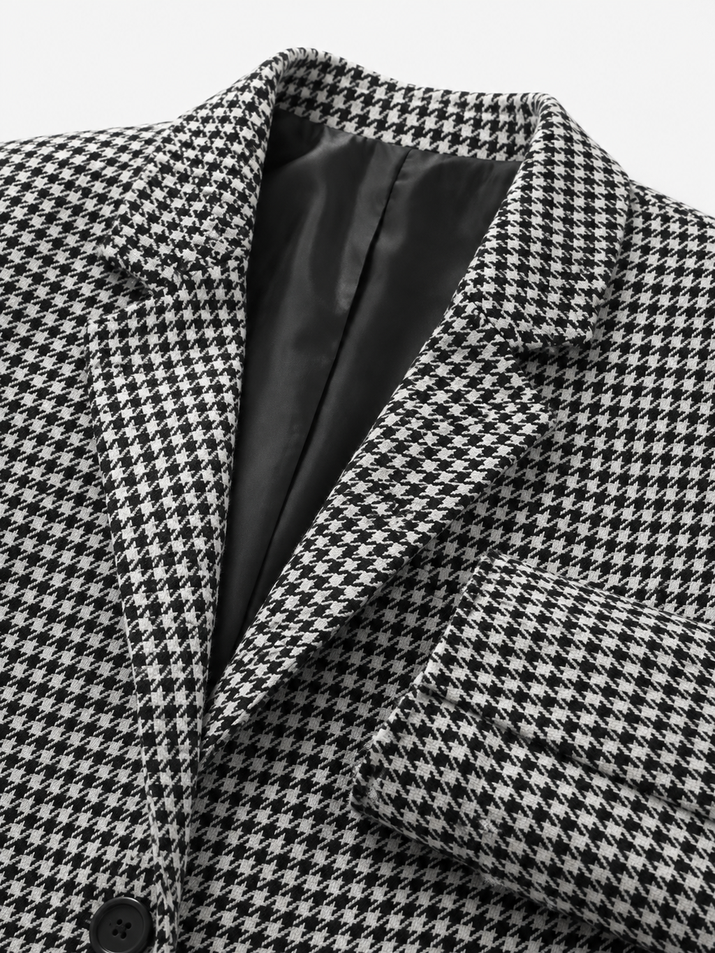 Houndstooth tweed blazer lapel detail